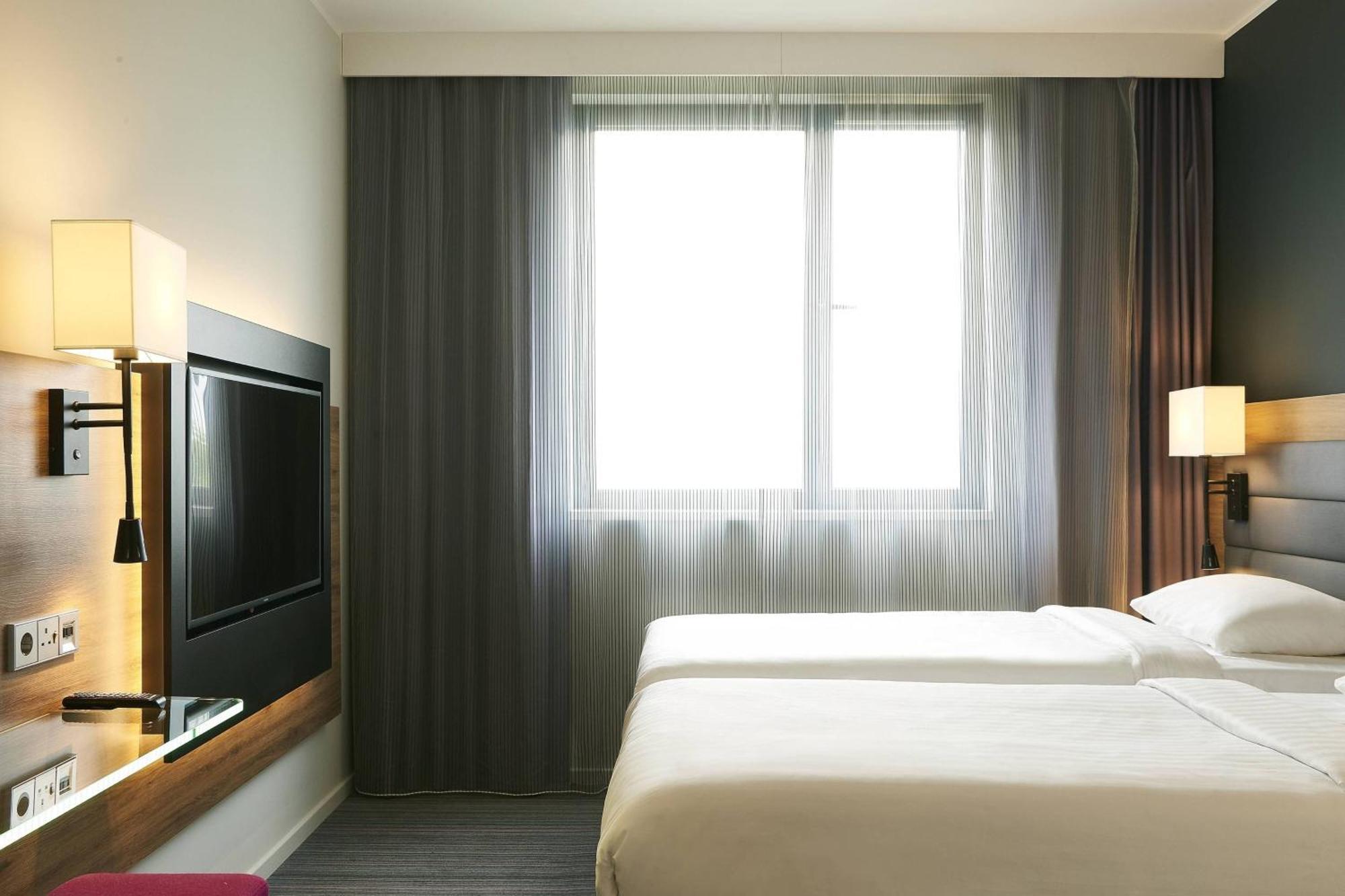 Moxy Twin Sleeper Guest room 2 Twin or Single Beds,1556940250:JPEG